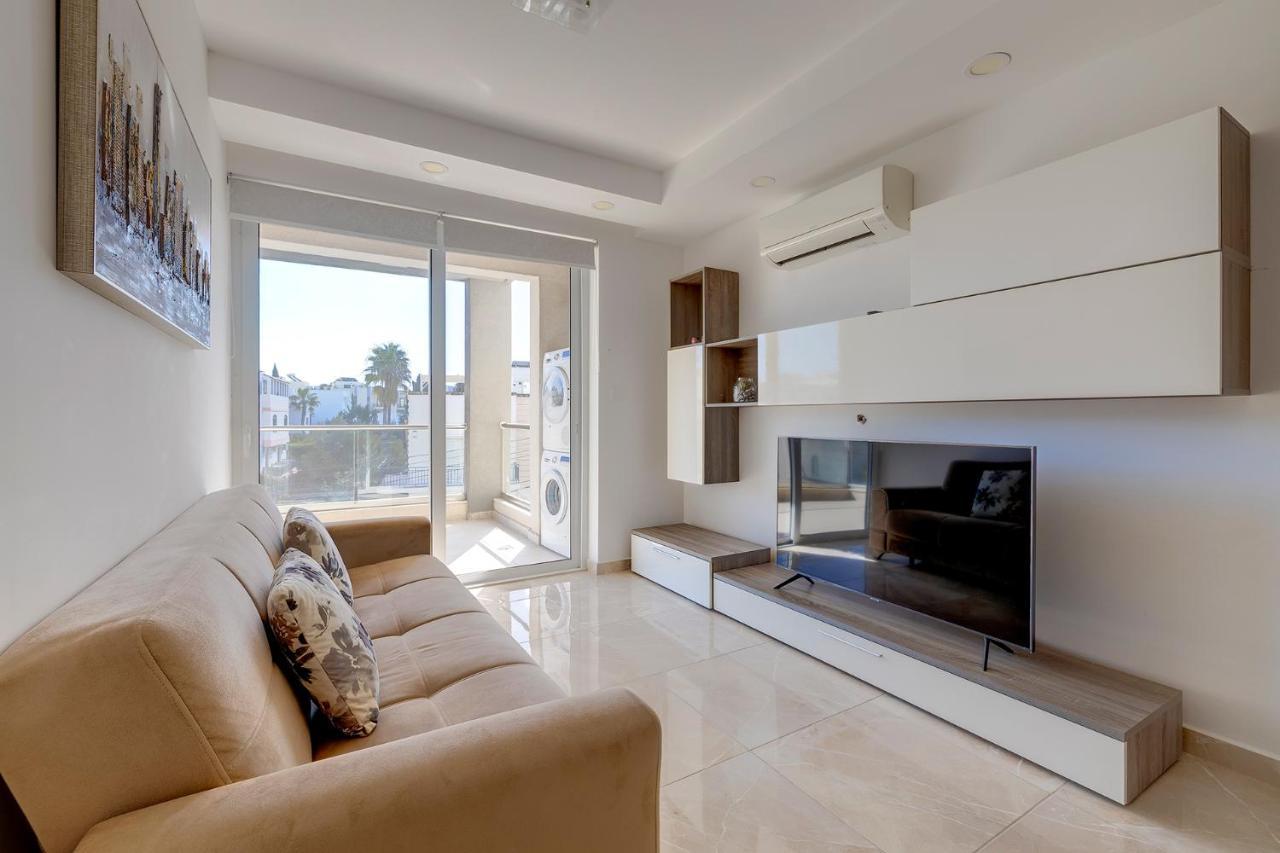 Modern 1Br Apartment In Central St Julian'S St. Julian's Exteriör bild