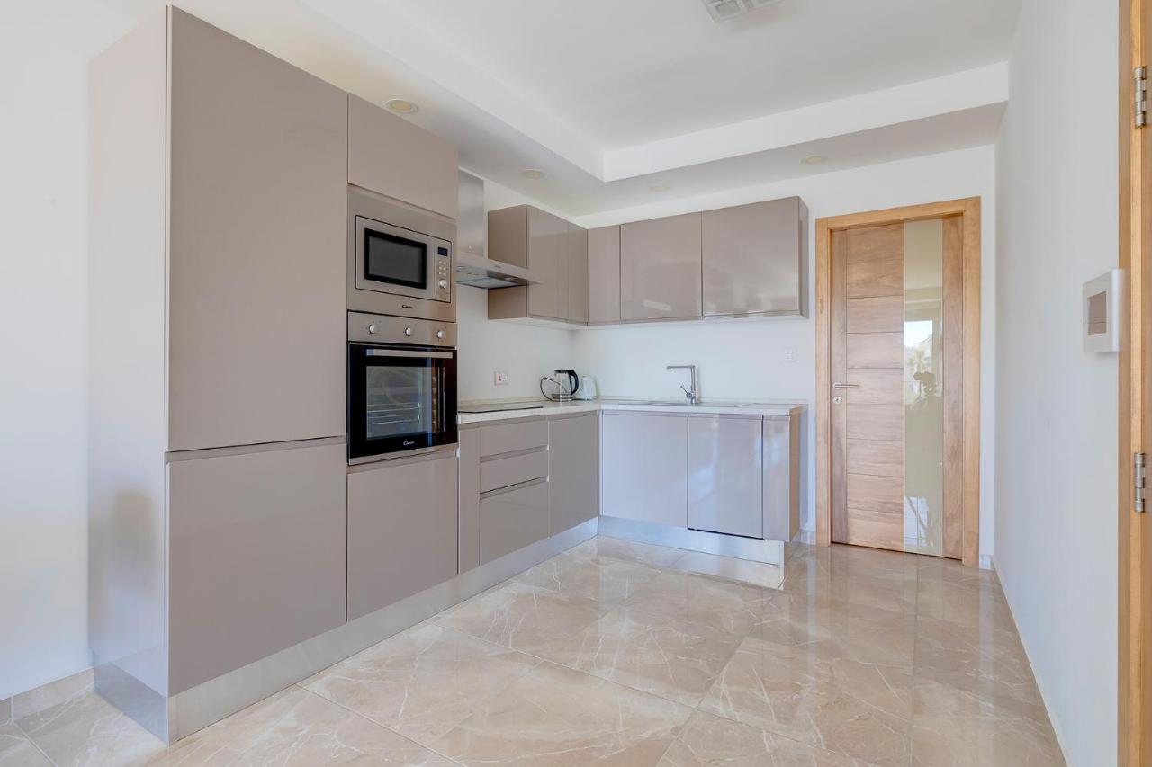 Modern 1Br Apartment In Central St Julian'S St. Julian's Exteriör bild