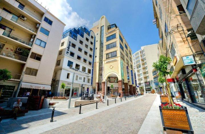 Modern 1Br Apartment In Central St Julian'S St. Julian's Exteriör bild